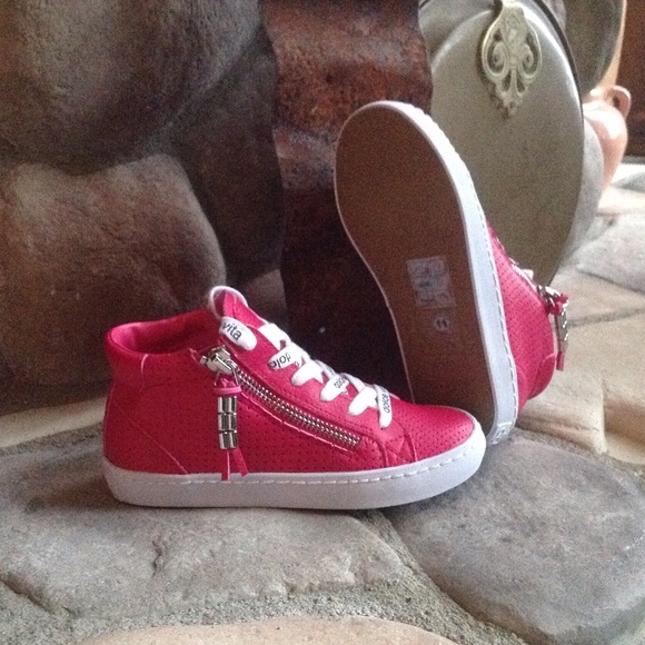 ??NIB Dolce Vita Leather Girls High Top Sneaker