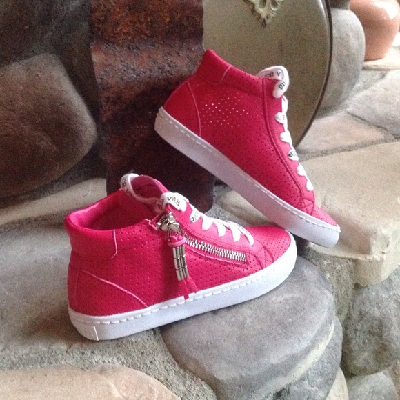 ??NIB Dolce Vita Leather Girls High Top Sneaker
