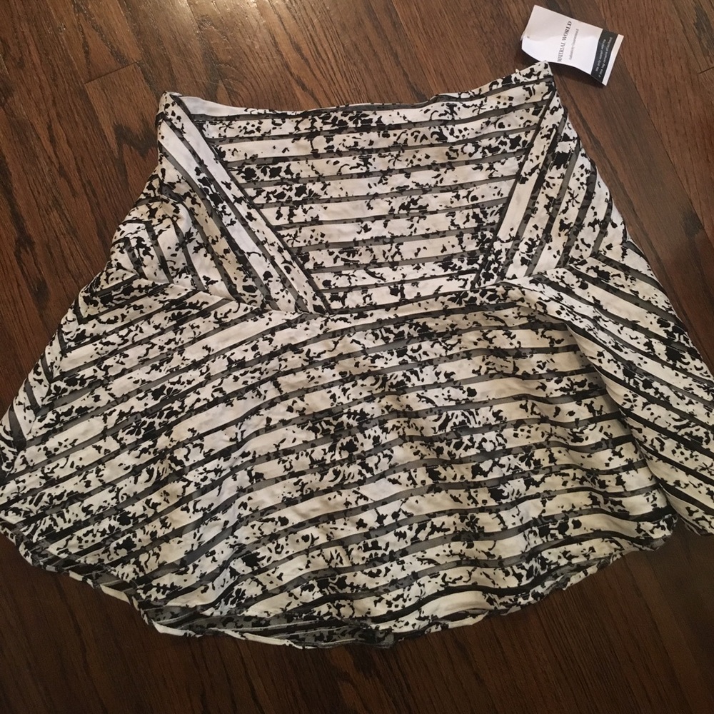 Parker Black and White Peplum Skirt Size 8 NWT