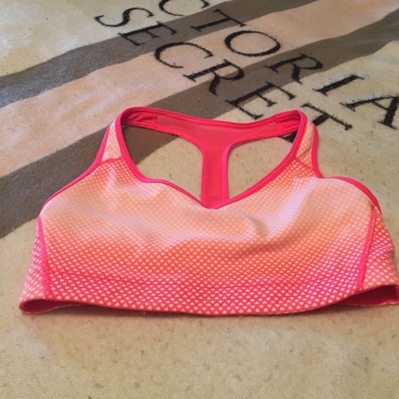 PINK Victoria's Secret Other - 💪🏼 VSX Sports Bra! 💪🏼