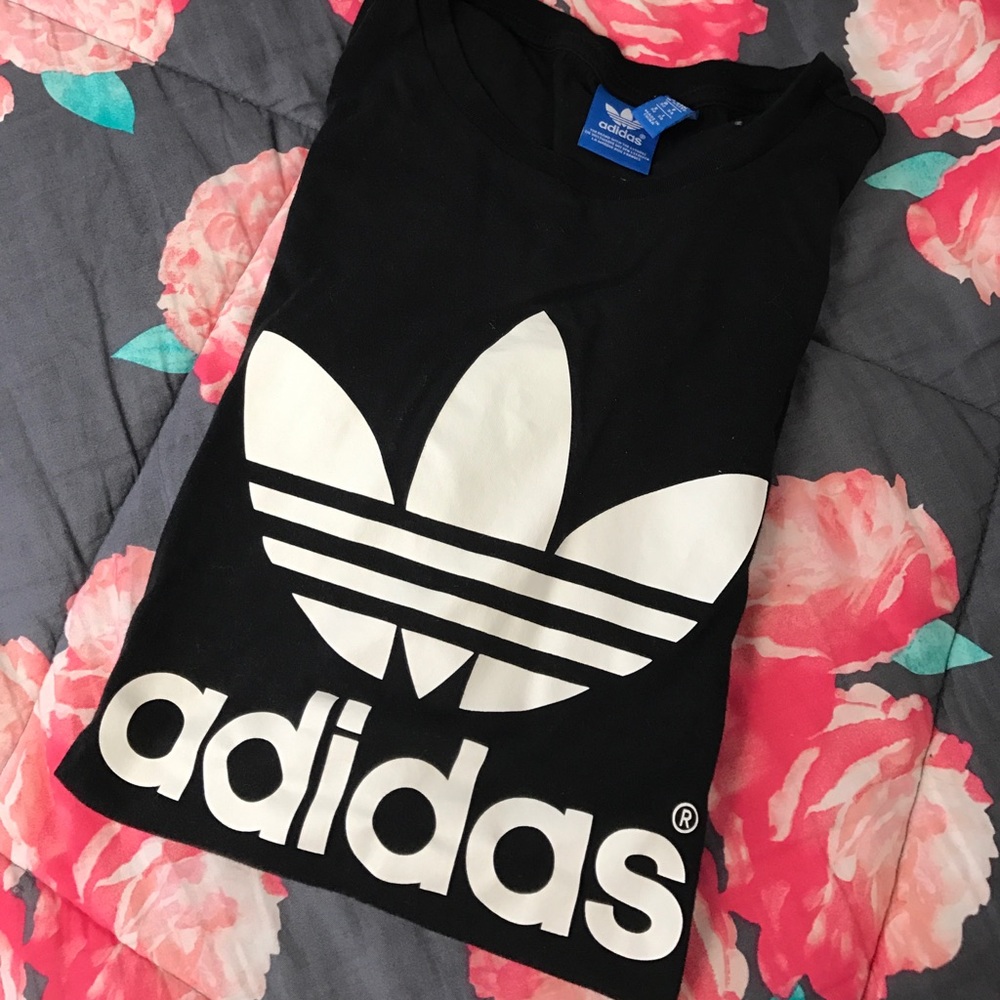 *SOLD* Adidas T-Shirt