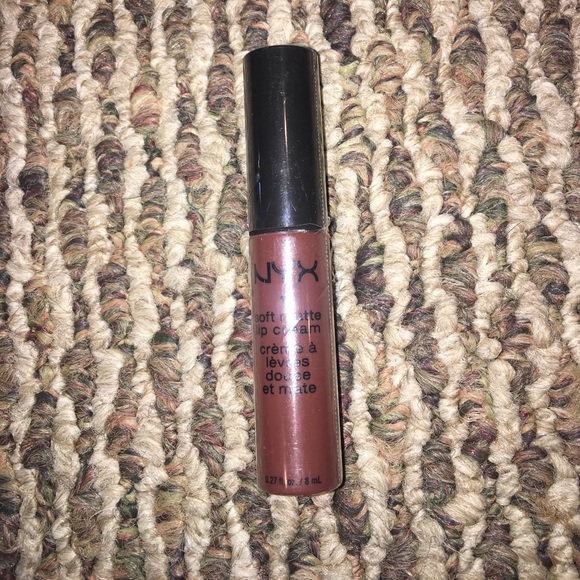 NYX Makeup Bundle!! - Picture 3 of 4