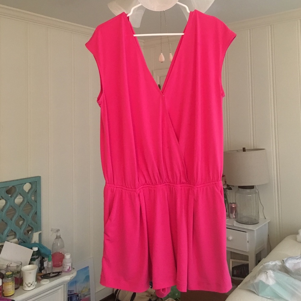 BCBGeneration Pink Romper short sleeve size L