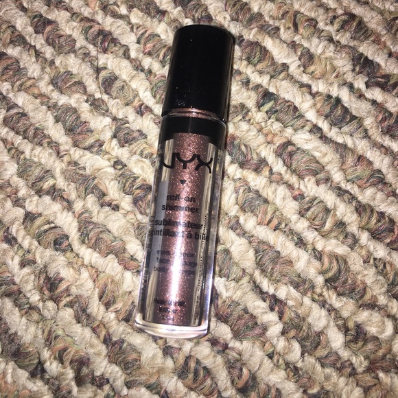 NYX, Roll-On Shimmer Stick in Chestnut - Picture 2 of 3
