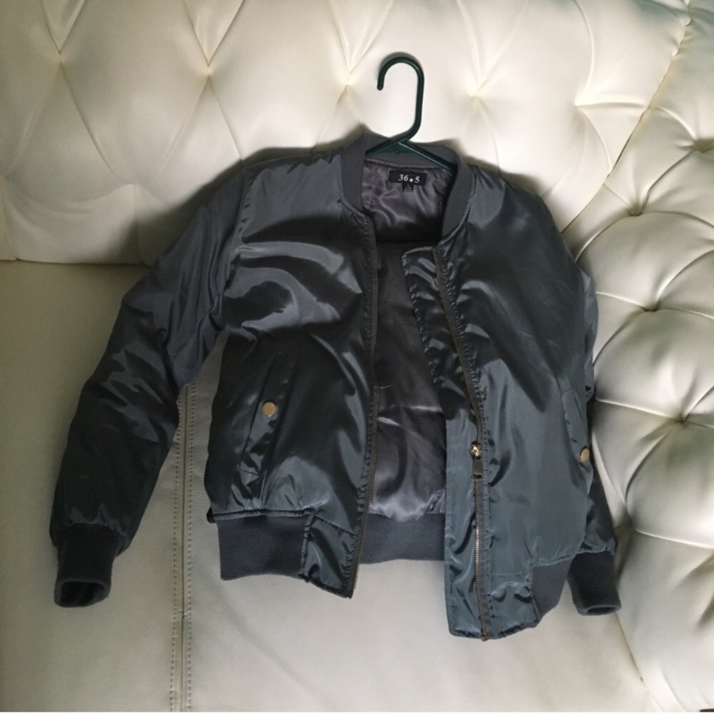 Bomber jacket
