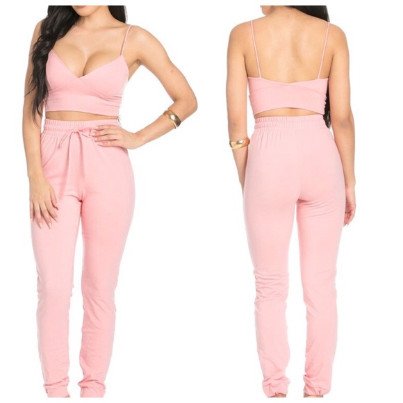 Other - DEEP SALE💖 Crop Top and Bottom Set