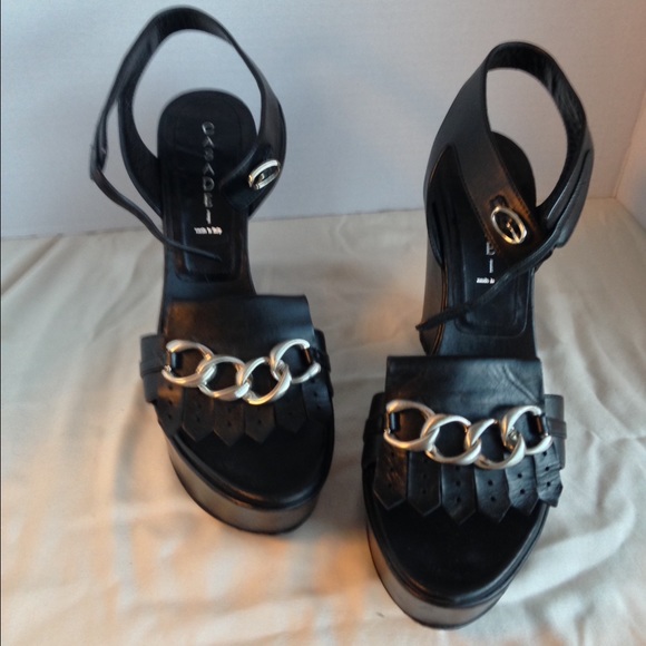 Chain Link Wedge - Picture 3 of 4