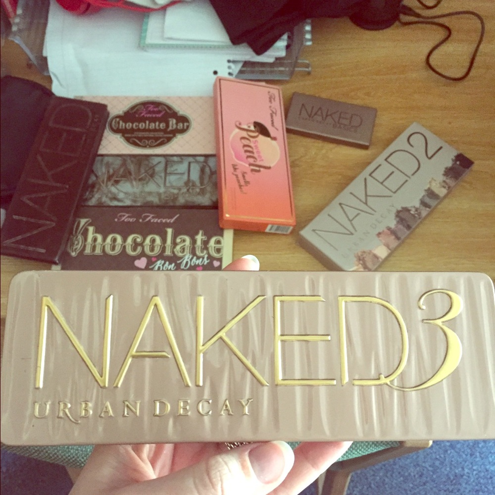 BEWARE OF UD PALETTE FAKES