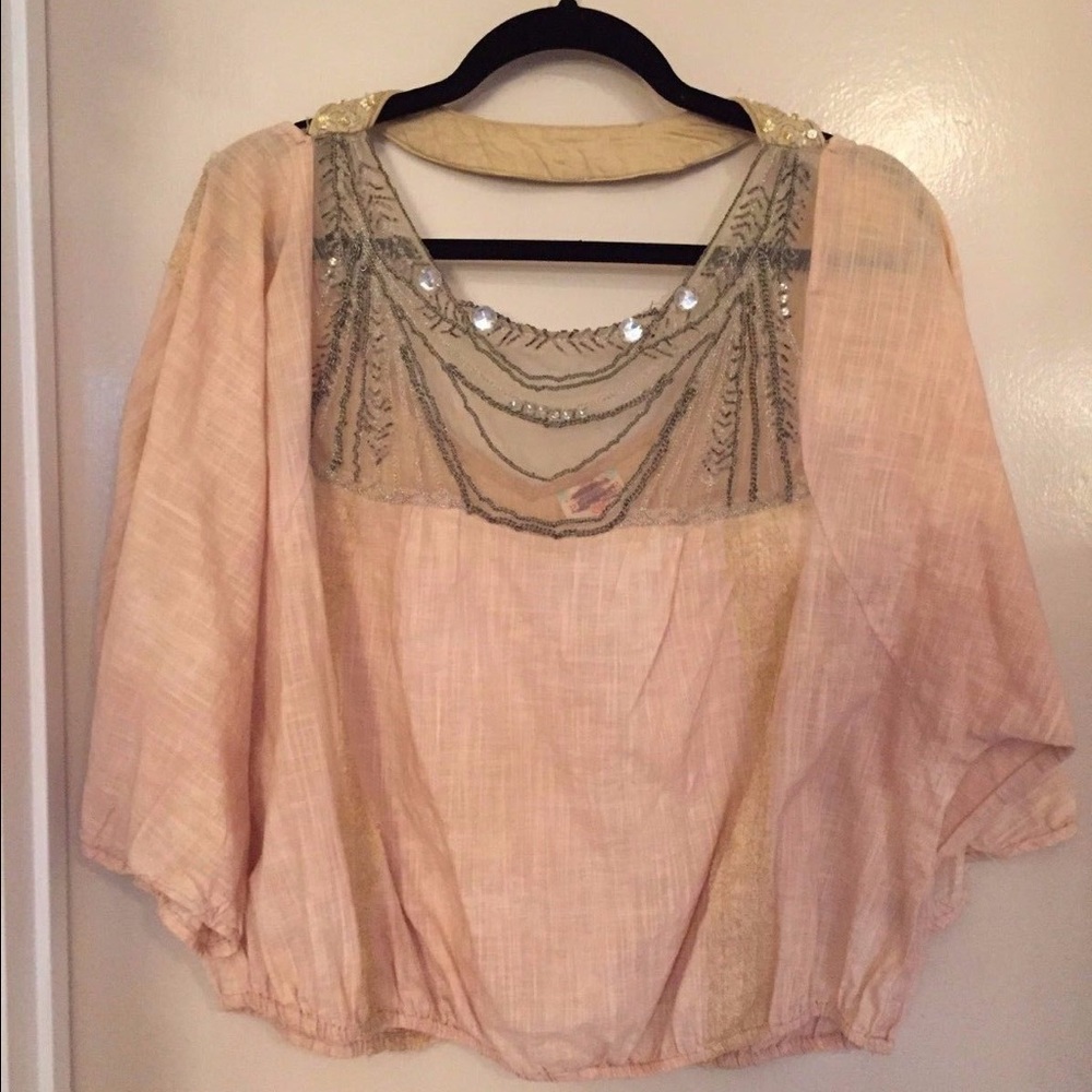 ❤️FREE PEOPLE Pink Gold Lace Embellished Blouse❤️