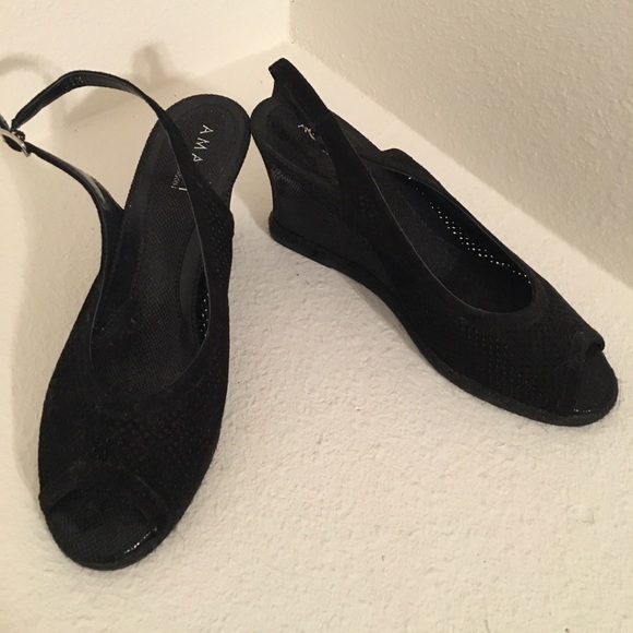 Amalfi Black Fishnet Type Wedges - Picture 1 of 3