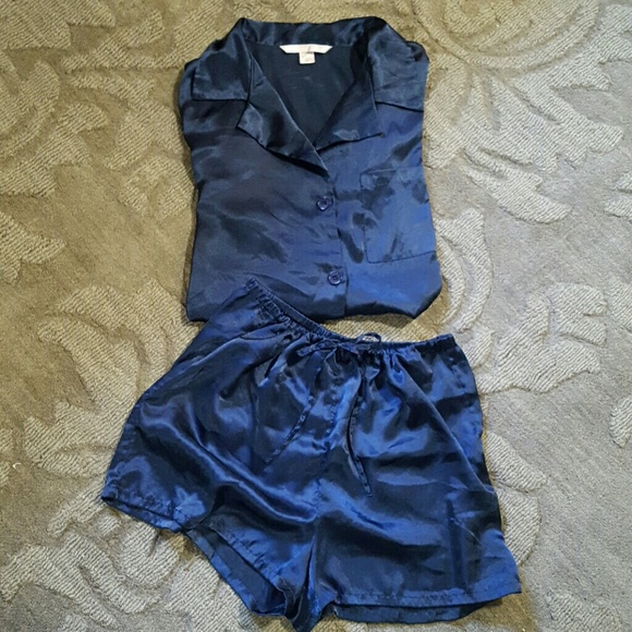 Victoria's Secret Other - ☘Victoria Secret Spring Pajamas