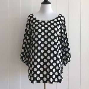 Black & white polka dot top