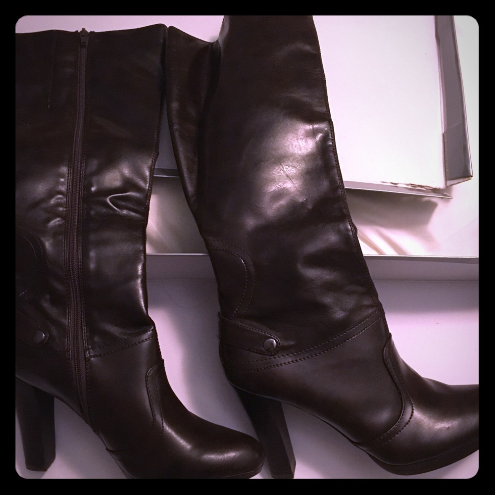 Jessica Simpson Gafna deep brown boots