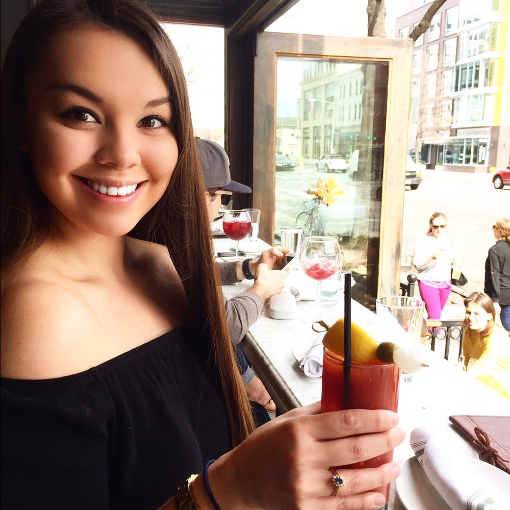 Meet your Posher, Isabella