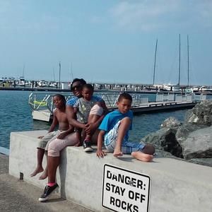 Meet your Posher, Touyna