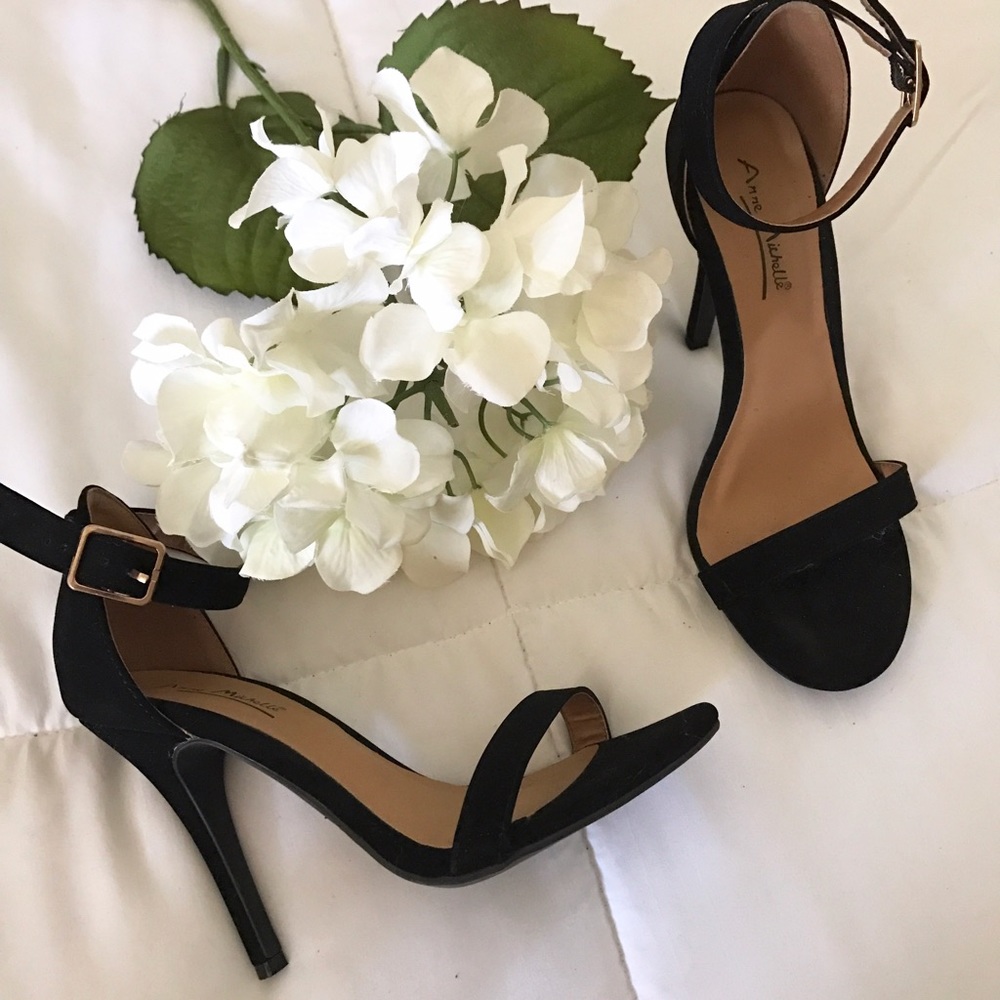 Black "2 piece" heels