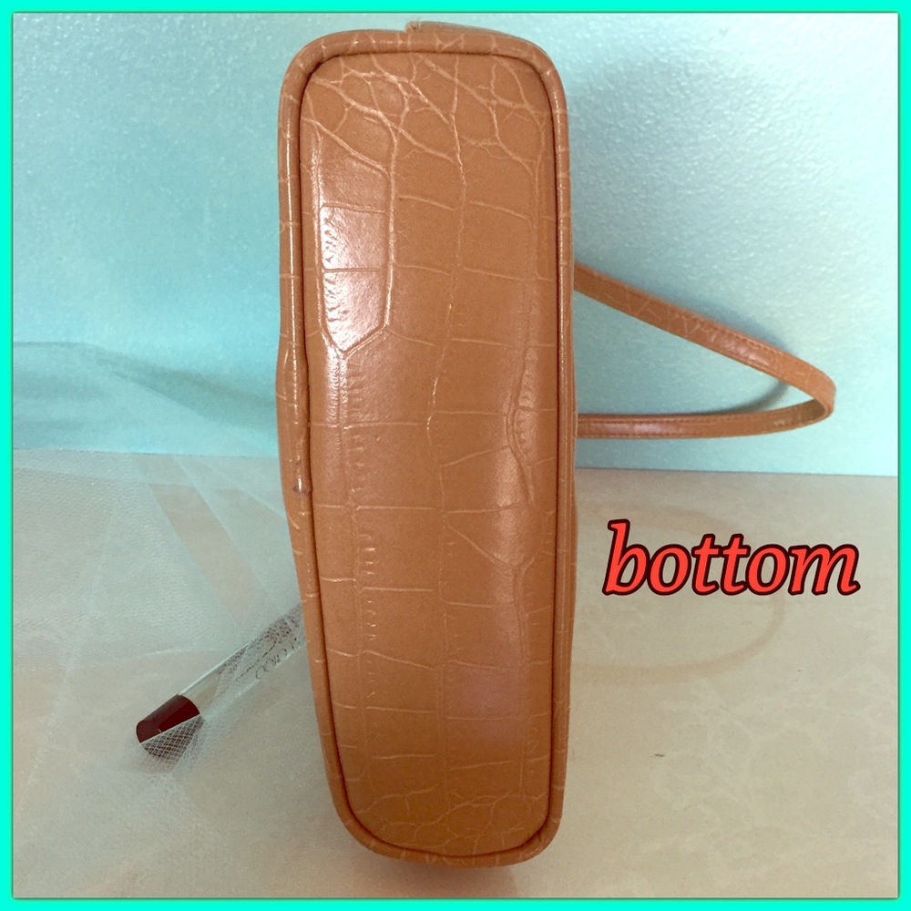 👛 Cute Tan Nine West Handbag like new 👛 - Picture 4 of 4