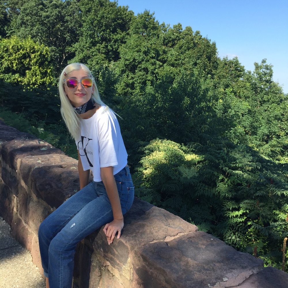 Meet your Posher, Jessica