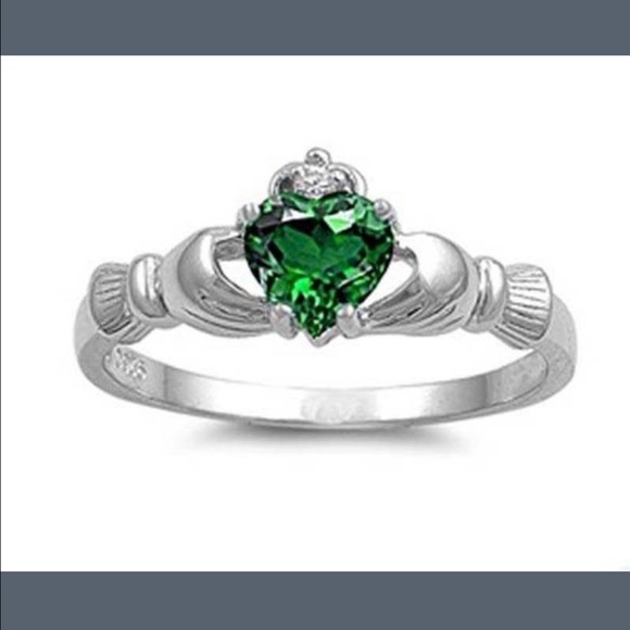 Jewelry - Irish Emerald Heart Claddagh Ring Sterling Silver