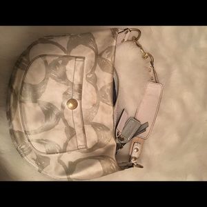 Used coach shoulder bag