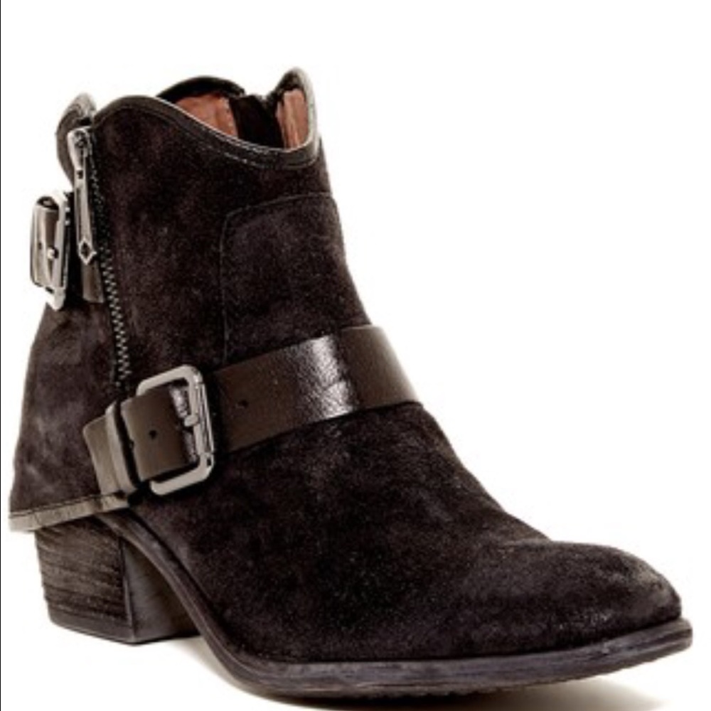 🎀NEW🎀 Donald J Pliner Dalis Ankle Boot - Picture 1 of 6