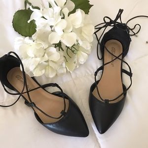 Lace up flats!