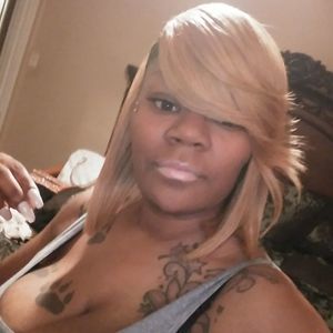 Meet your Posher, Whitney