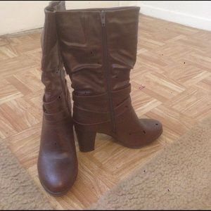 Brown Zip-Up Boots