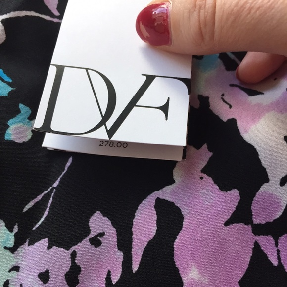 DvF Kora Silk Top - Picture 8 of 8