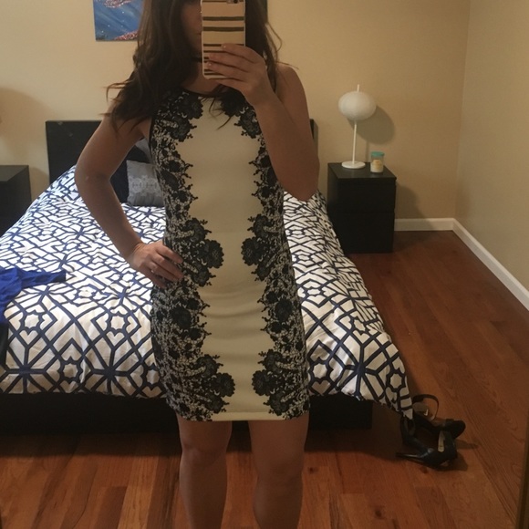 Macy's dress - Picture 1 of 3