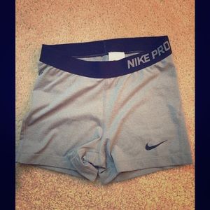 Nike Pro grey w/ black band Sz M