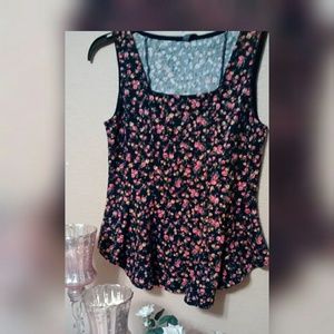 Dainty Flowered Tee
