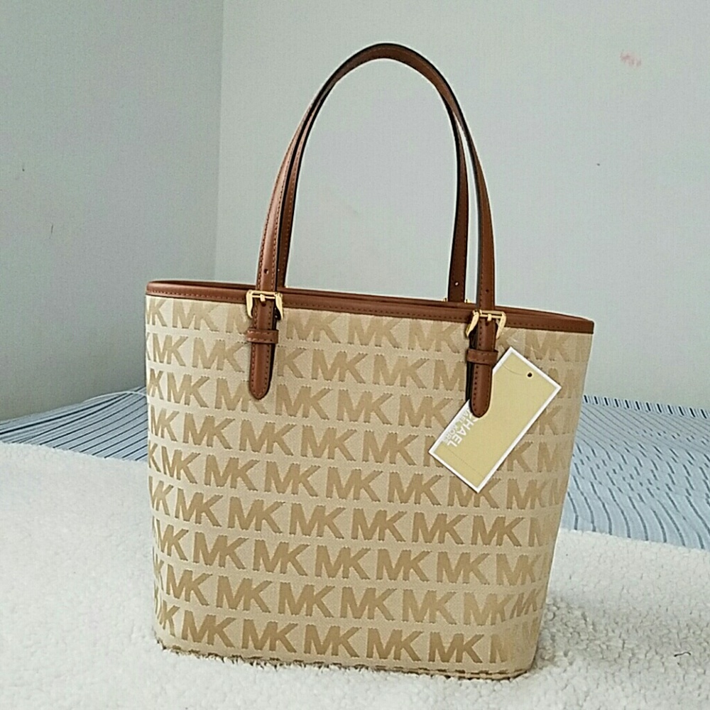 Michael Kors Tote jet set item 100% Authentic