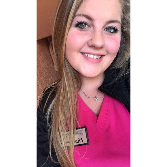 Meet your Posher, Heather - Picture 1 of 1