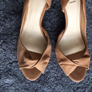 Tan Colored Leather Heel