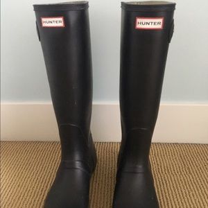 Tall matte black hunter boots