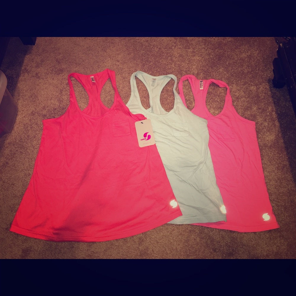 Workout tanks Sz XS