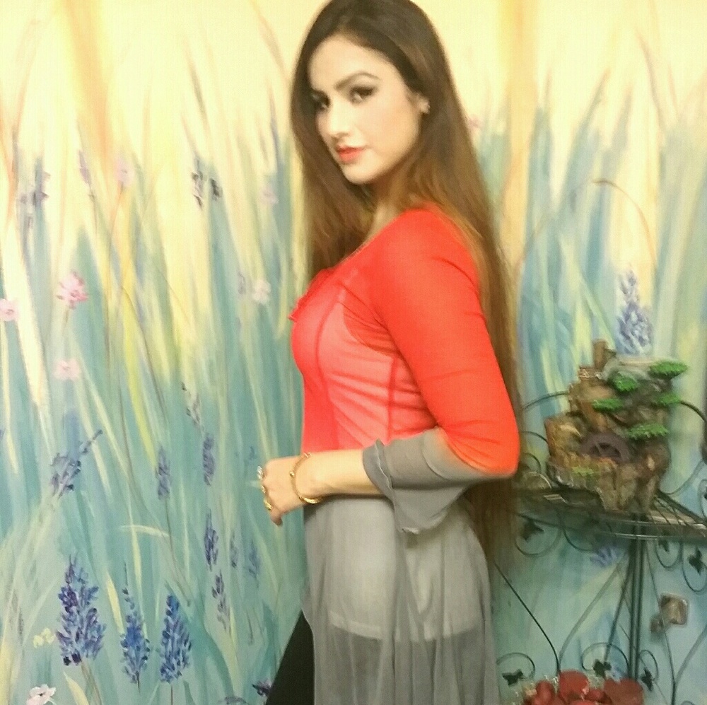 Welcome to Poonam Designs