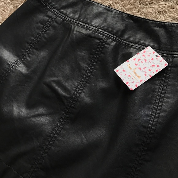 New Free People Zip It To Vegan Leather Skirt - Picture 5 of 6