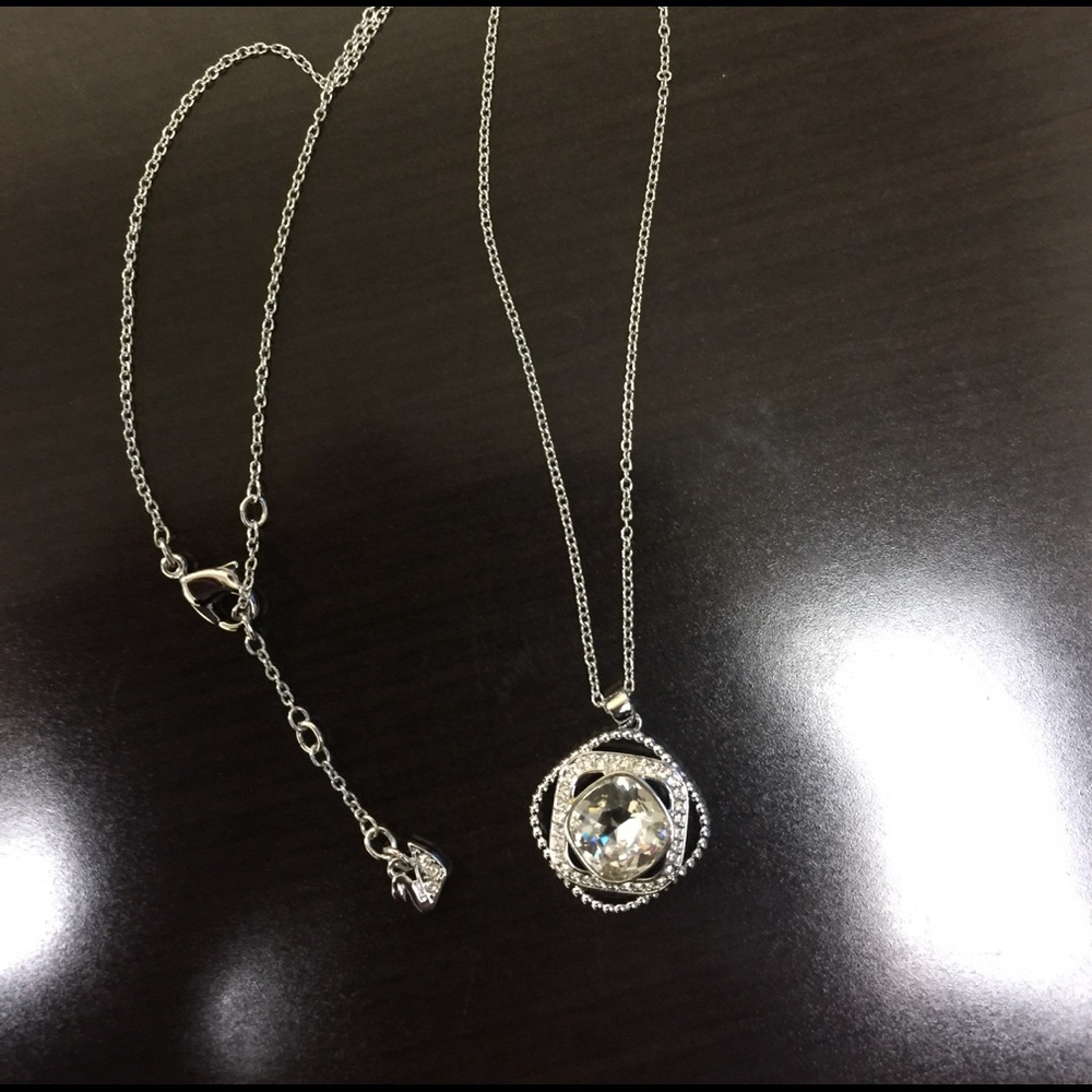 💥FINAL FIRM Swarovski Crystal Necklace.