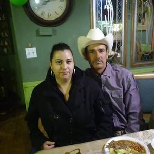 Meet your Posher, Chuy y licha