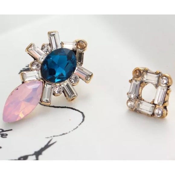 Jewelry - Statement Earrings