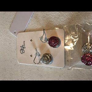 Style dot earrings
