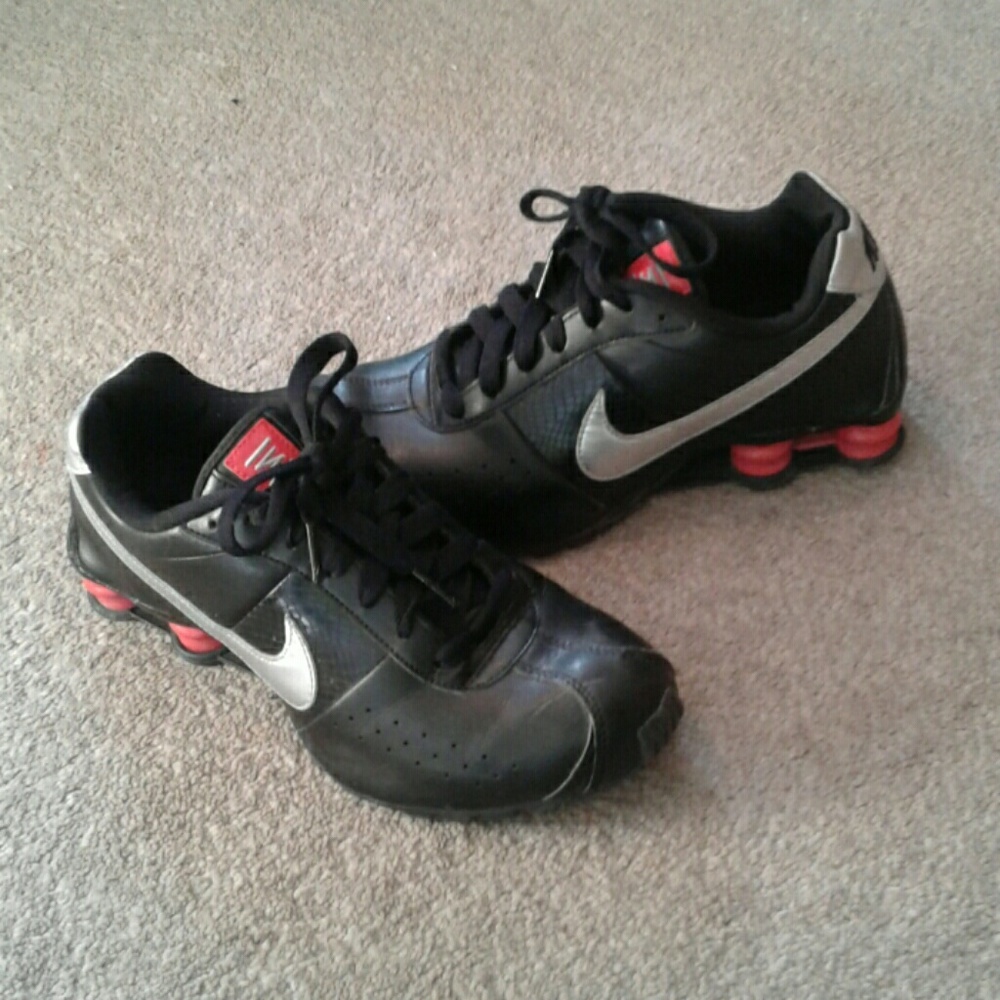 Women's Nike Shox