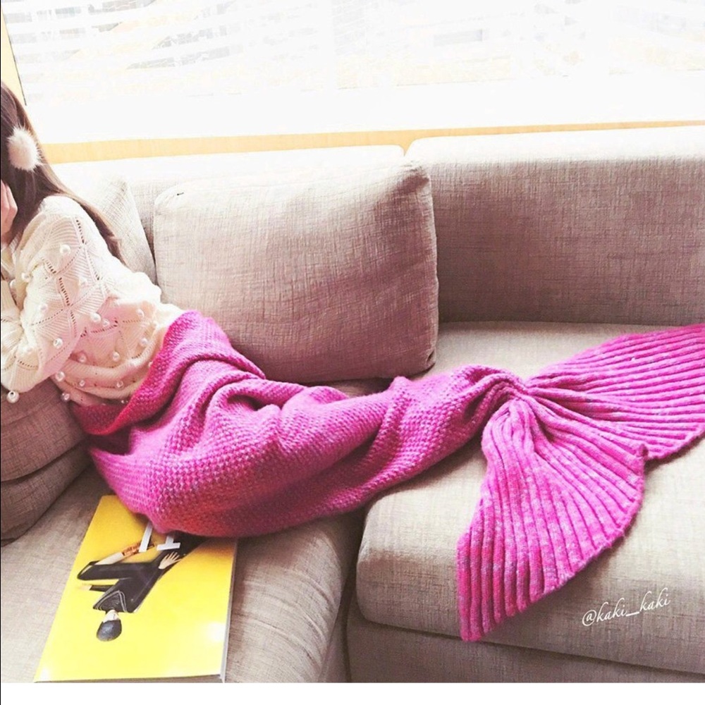 Feiuruhf Knitted Mermaid Tail Blanket