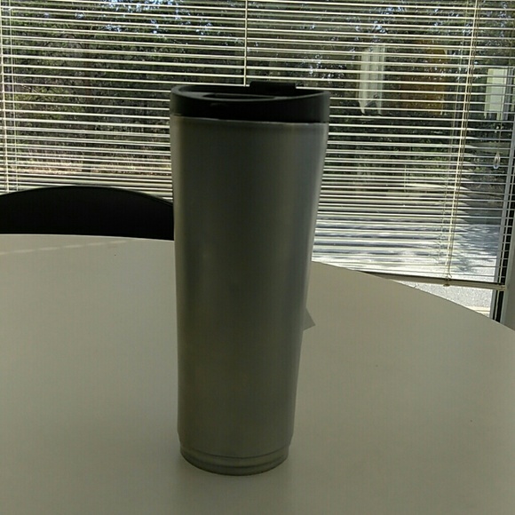 Meet your Posher, Dee - Picture 1 of 1