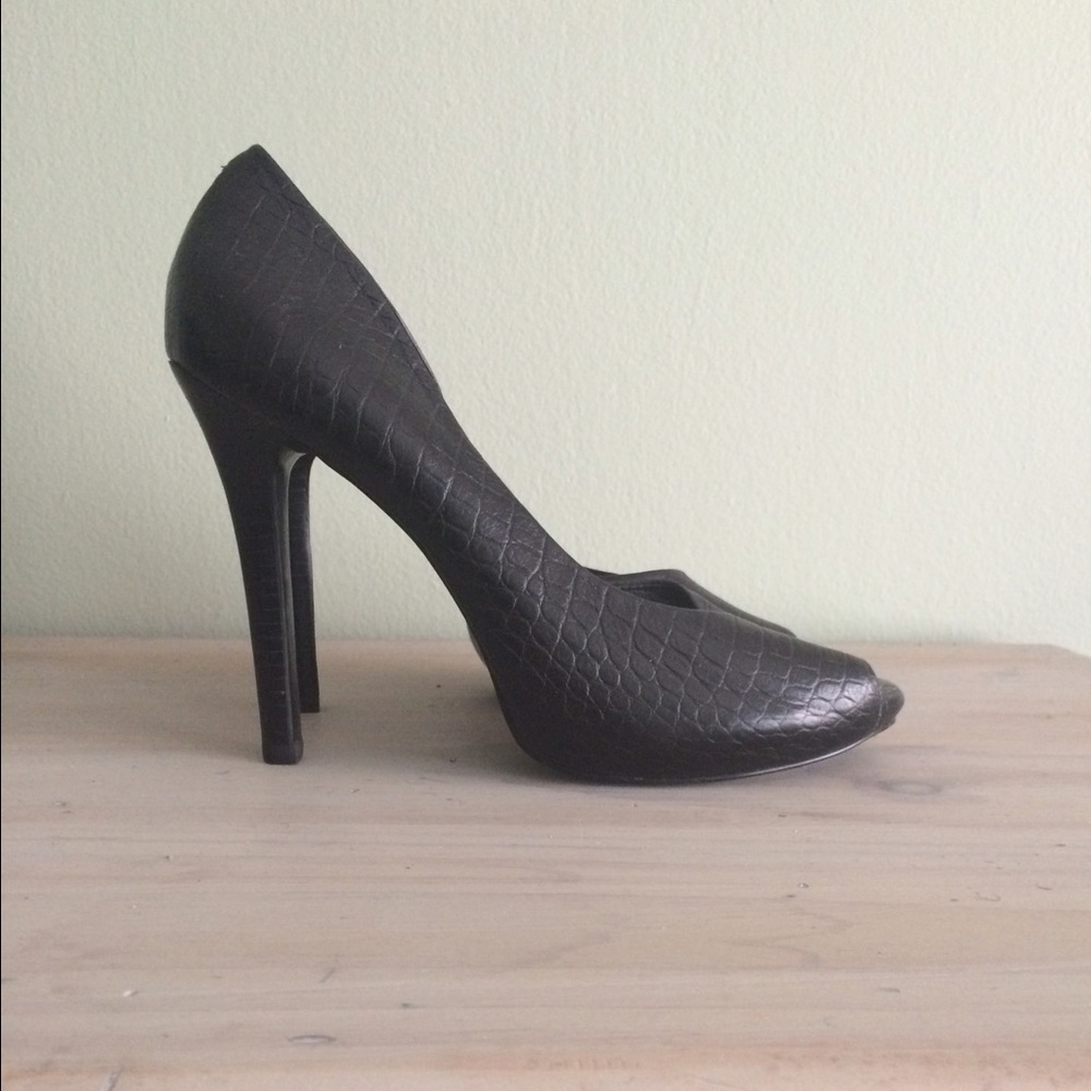 Gianni Bini Sky High Heels 10