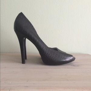 Gianni Bini Sky High Heels 10