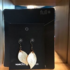 Gold leaf earrings!