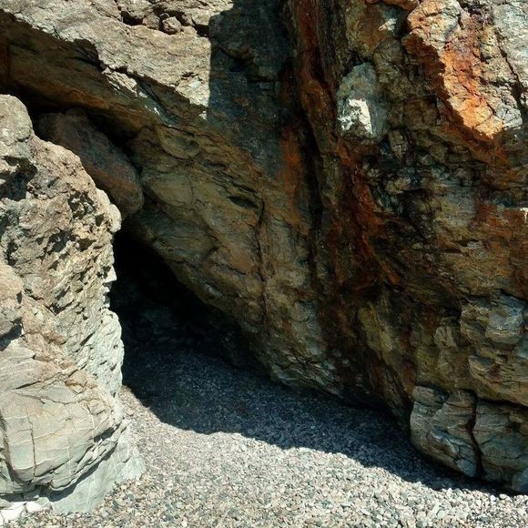 Meet your Posher, Anne - Picture 1 of 1